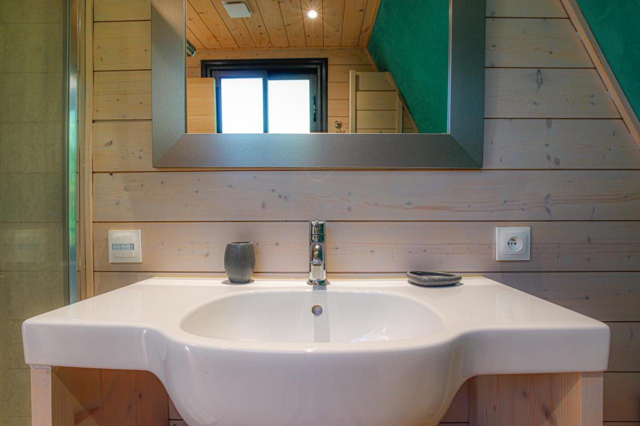 Hébergement de vacances Maison Flottante - Houseboat - Insolite Baurech